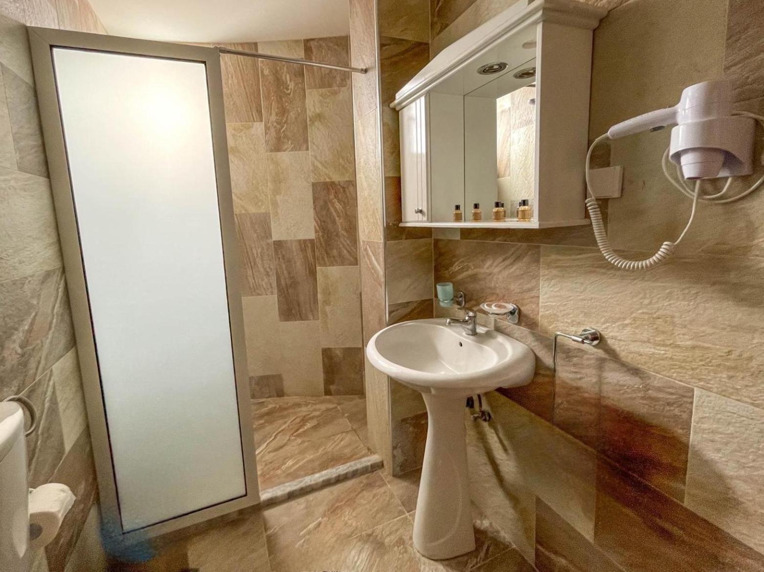 Imperial Hotel Ulcinj Exterior photo