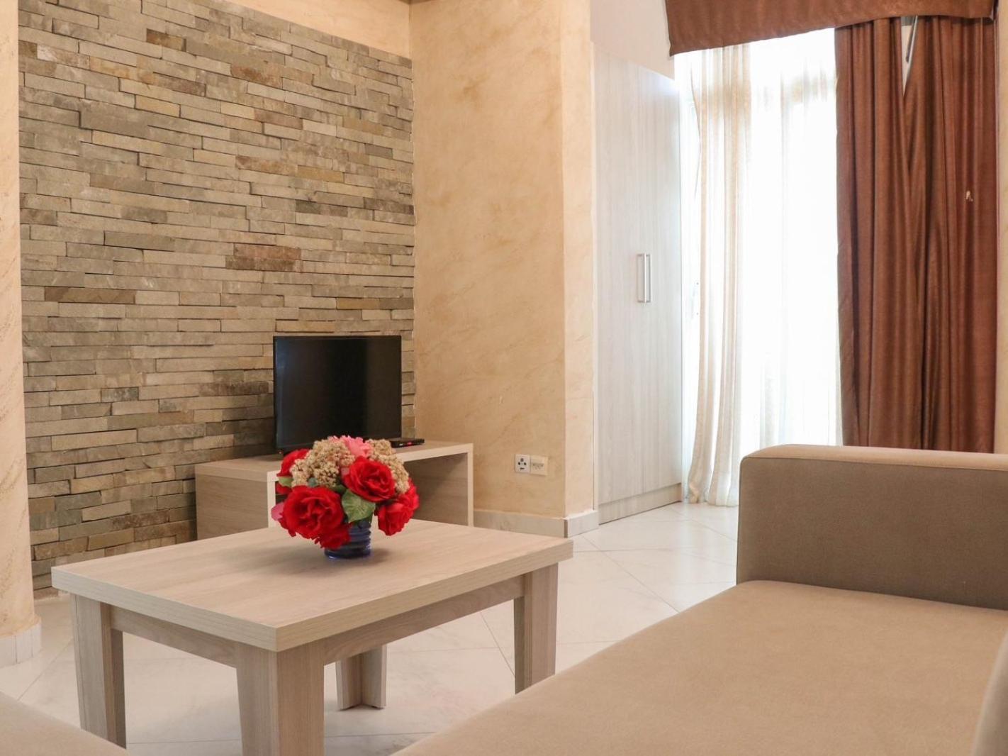 Imperial Hotel Ulcinj Exterior photo