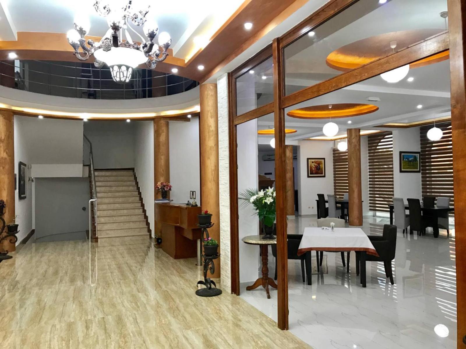 Imperial Hotel Ulcinj Exterior photo