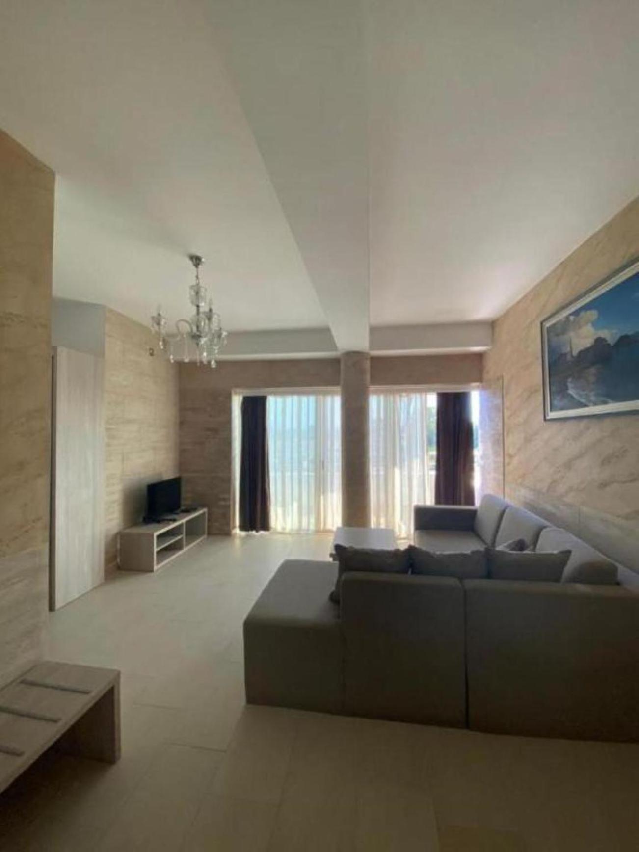 Imperial Hotel Ulcinj Exterior photo